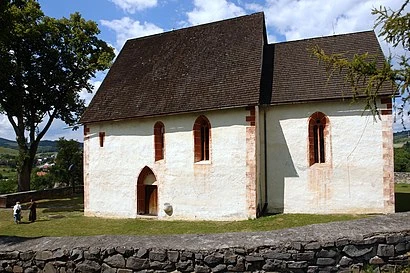 Ako do Poniky hromadnou dopravou - O mieste